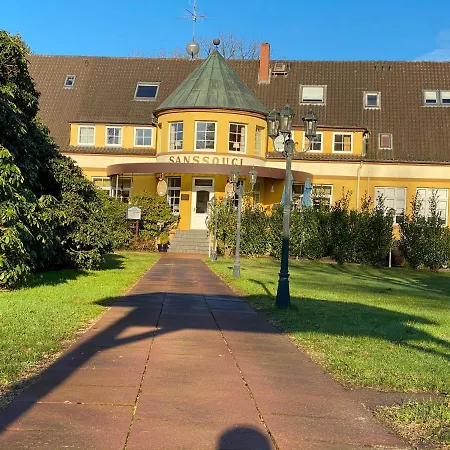Sanssouci Hotel 3*